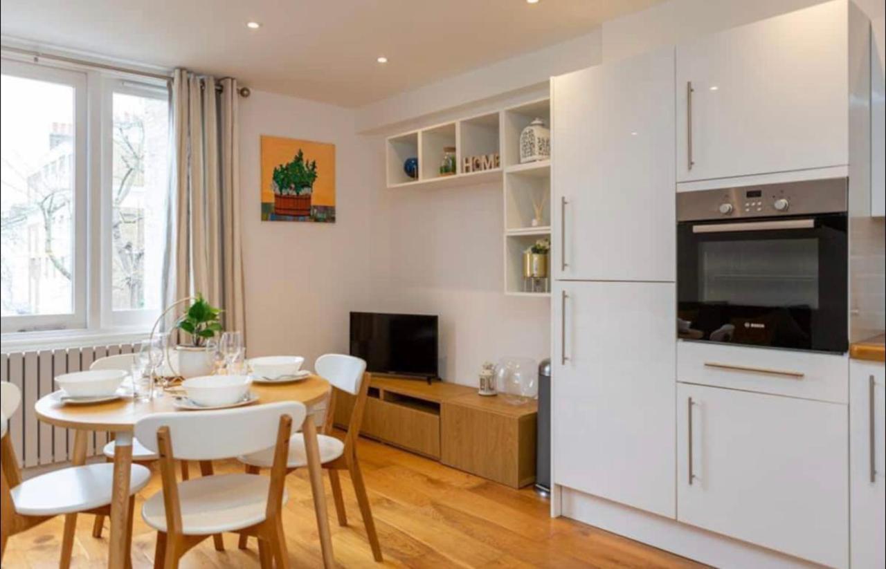 Beautiful 1Bd Apartment On The King'S Road Chelsea ลอนดอน ภายนอก รูปภาพ
